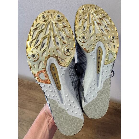 NWT Under Armour UA HOVR™ Shakedown Metallic Plaid Track Shoes Size 5.5 - Picture 8 of 9